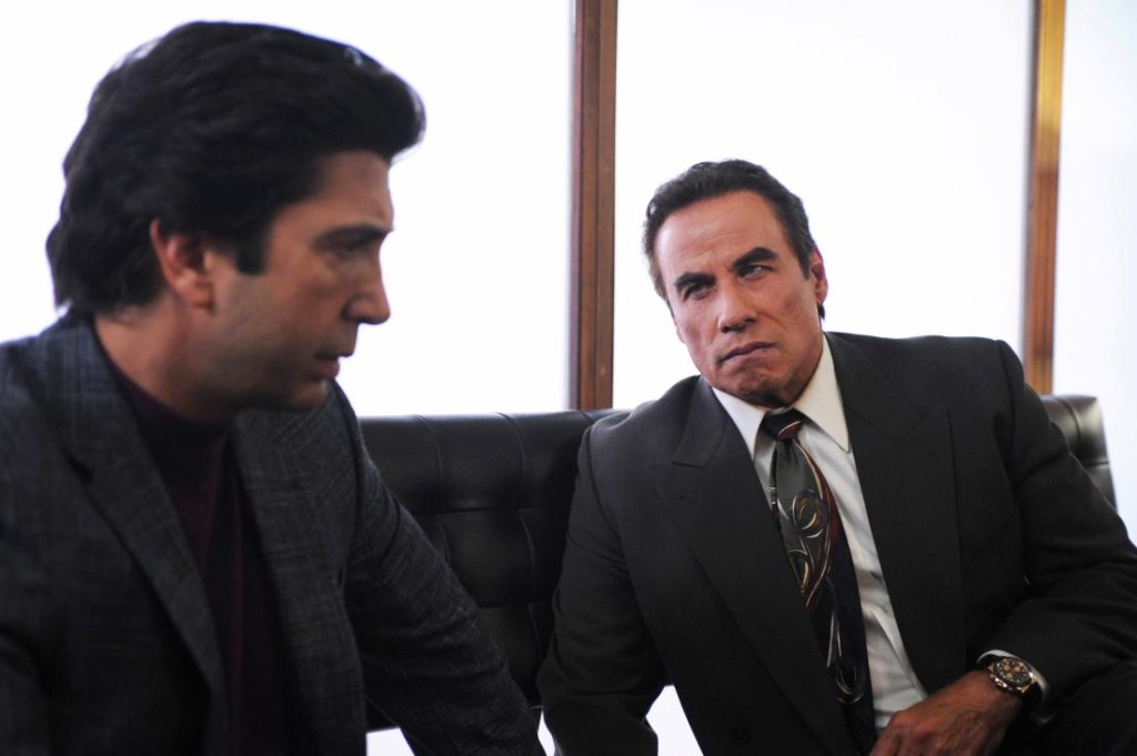 THE PEOPLE v. O.J. SIMPSON: AMERICAN CRIME STORY "From the Ashes of Tragedy" Episode 101 (Airs Tuesday, February 2, 10:00 pm/ep) -- - Pictured: (l-r) David Schwimmer as Robert Kardashian, John Travolta as Robert Shapiro. CR: Ray Mickshaw/FX